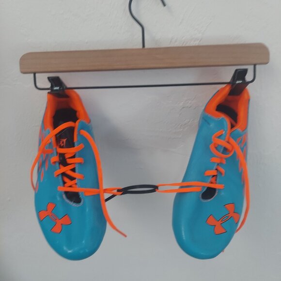 NWOT Under Armour Soccer Cleats - Picture 1 of 7